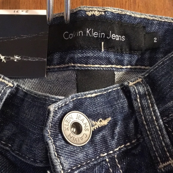 Calvin Klein Jeans - Picture 4 of 4
